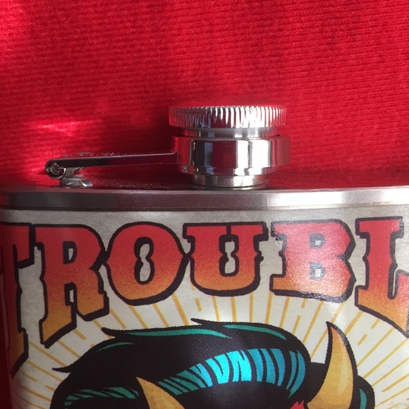 Trouble Maker flask - Picture 3 of 4
